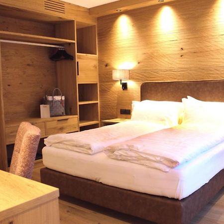 Hotel Li Anta Rossa Лівіньо Екстер'єр фото